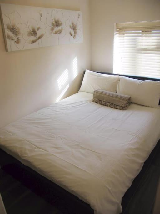 Must See, Quality 1 Bed, Romford, 20 Mins C.London Zewnętrze zdjęcie